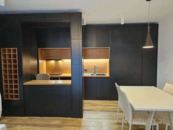 Shesim Apartament 1+1 prane Nobis, tek Liqeni