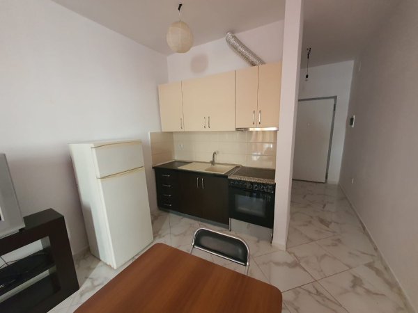 APARTAMENT 2+1 ME QIRA TEK BILL KLINTON