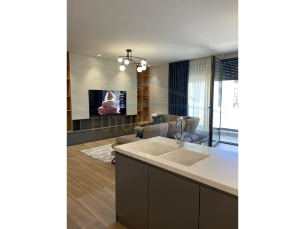 Shitet, Apartament 2+1+2 + 2 Poste Parkimi, Rezidenca "Sofia" TEG 390.000 EURO