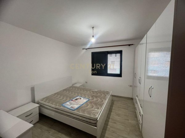 JEPET ME QIRA APARTAMENT 1+1 I MOBILUAR AFER SPITALIT DURRES