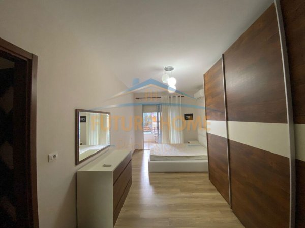 Shitet apartament 2+1+2 Liqeni i thate