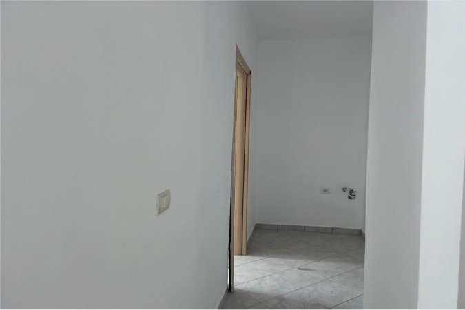 Shitet Apartament 1+1 në Shëngjin, Rruga Kënall, Kune, 50m nga deti