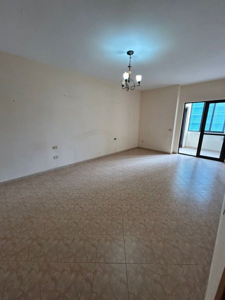 Apartament 2+1 per shitje te “Shkolla e Kuqe”, Tirane ‼️