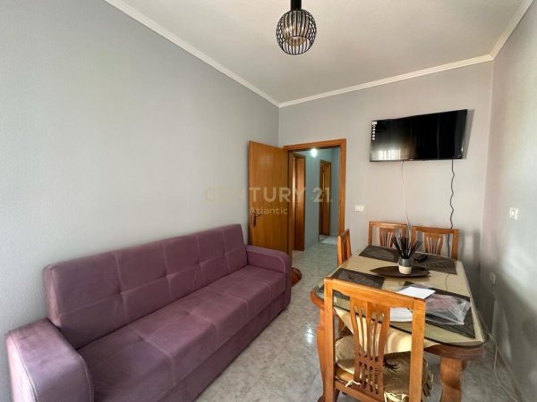 JEPET APARTAMENT ME QIRA 1+1 NE ILIRIA !! 250eu