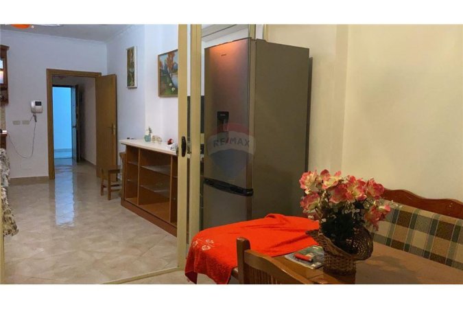 Apartament 2+1+2 me qira tek Brryli !