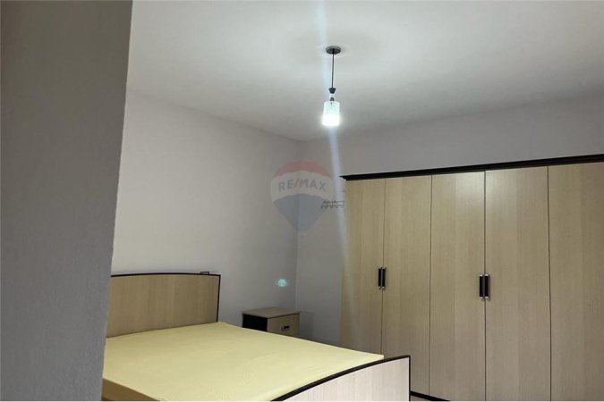 Jepet me qira apartament (1+1), Rruga e Kavajes