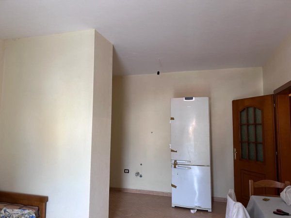 Shitet Apartament 2+1 në Don Bosko, prane Shkolles "Vace Zela"