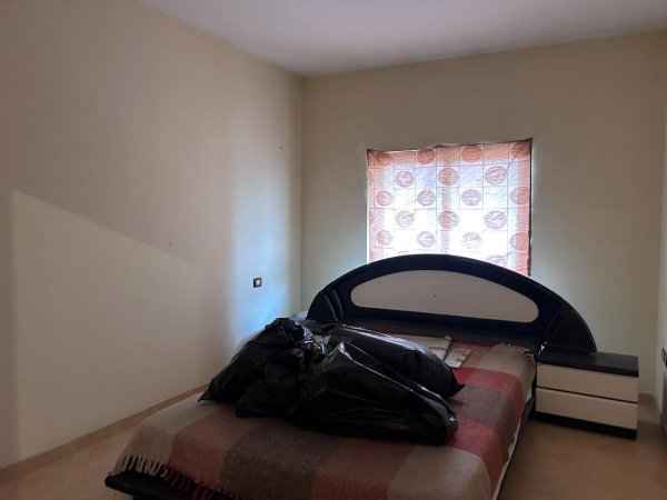 Shitet Apartament 2+1 në Don Bosko, prane Shkolles "Vace Zela"