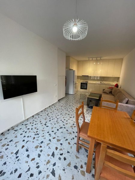 🏠Jepet me Qira Apartament 1+1 me mobilim shumë të mirë👇