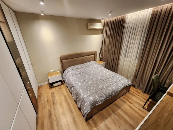 Qera,Apartament 2+1,Harry Fultz