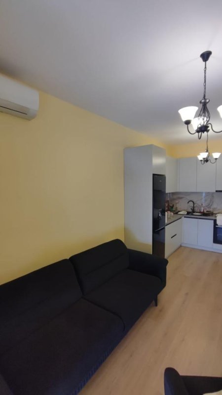 Shitet Apartamenti 1+1 - Grand Gallery, Yzberisht, 1400 Euro/m2