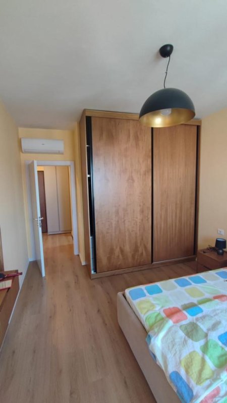 Shitet Apartamenti 1+1 - Grand Gallery, Yzberisht, 1400 Euro/m2