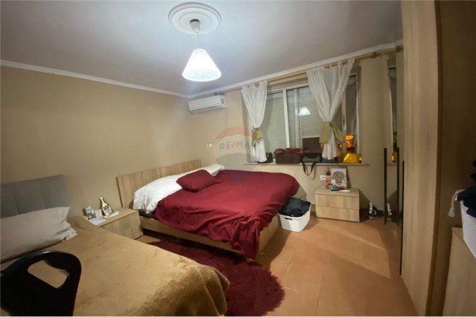 Apartament 2+1 - Me Qira - Stacioni i Trenit, Shqipëri