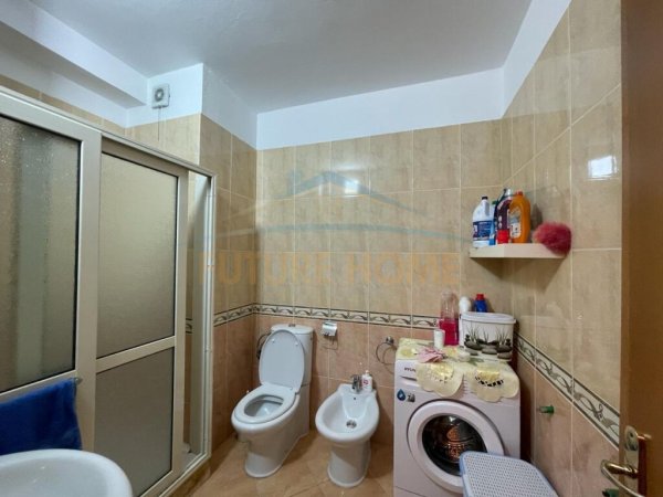 Qera, Apartament 2+1+2, Bashkia, Durres