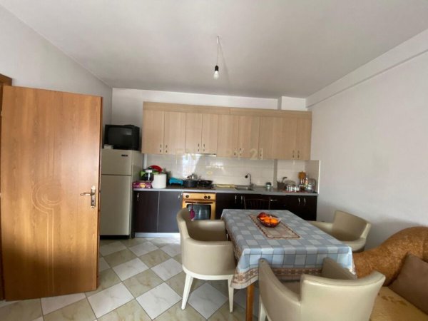 SHITET APARTAMENT 2+1+2 NE ASTIR!