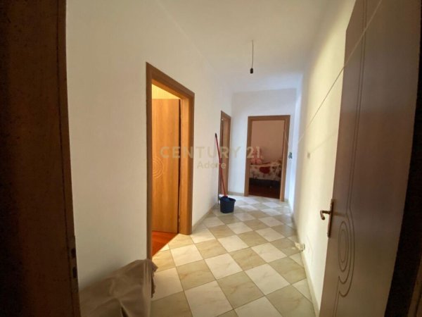 SHITET APARTAMENT 2+1+2 NE ASTIR!