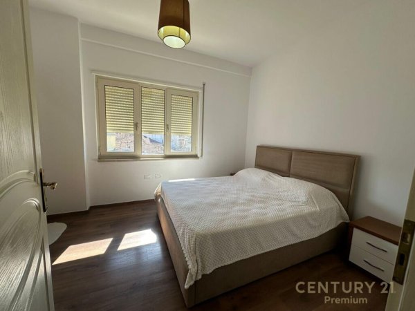 APARTAMENT 2+1+2 + POST PARKIMI TEK KOPSHTI BOTANIK! 650€