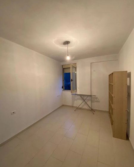 Jepet me Qera Apartament 1+1+BLK te Kopshti Zoologjik