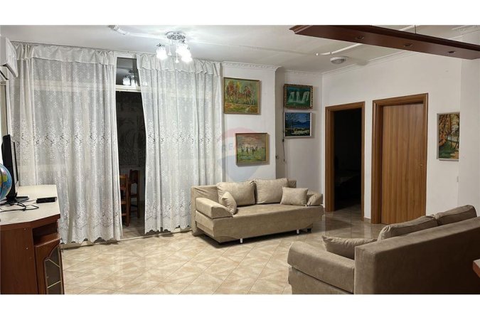 Apartament 2+1+2 me qira tek Brryli !