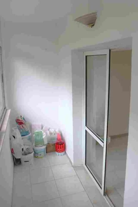 JEPET APARTAMENT ME QIRA 2+1 Mbrapa Fakultetit te Shkencave