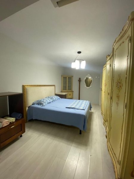 Apartament 2+1 Per Shitje, Rruga "Petro Nini Luarasi"