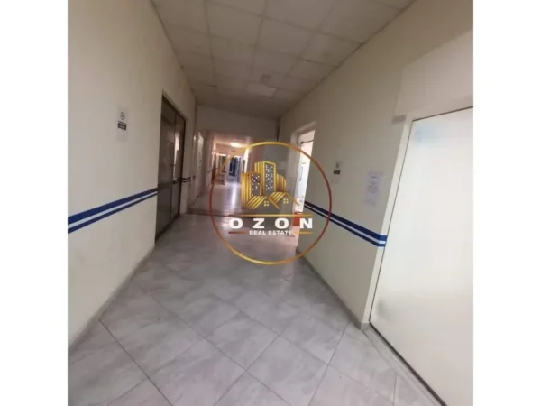 Ambjent Biznesi Me Qira Tek 21 Dhjetori!