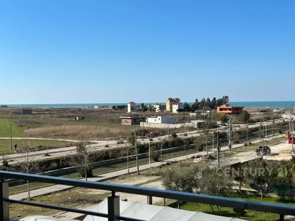 SHITET APT 2+1 NE QERRET ME PAMJE DETI