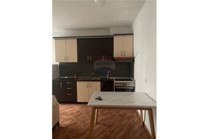 APARTAMENT 1+1 ME QIRA NE ASTIR