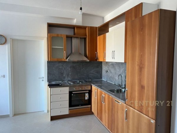 SHITET APARTAMENT 2+1 NE QERRET 84000