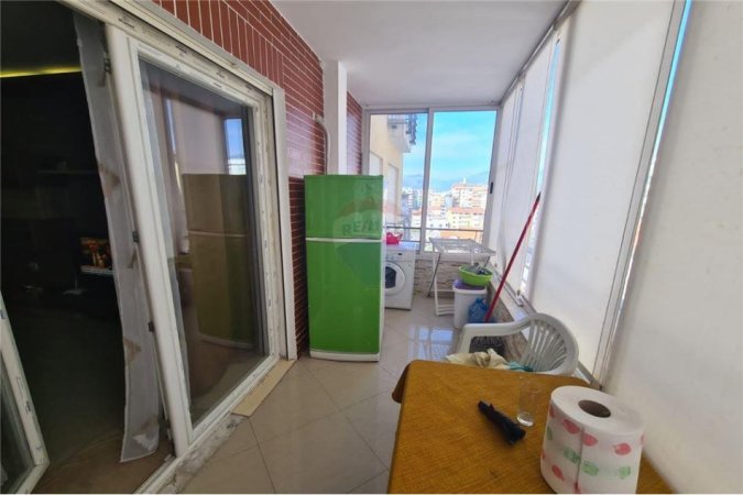 APARTAMENT ME QIRA 2+1, KODRA E DIELLIT!