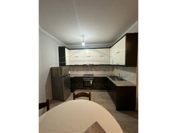 Shitet, Apartament 2+1+2, Unaza e Re, Tirane UNA38476