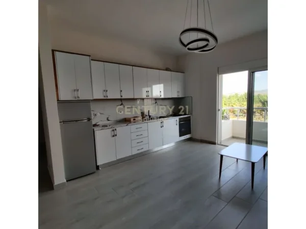 SHITET GARSONIERE NE QERRET 62500EU