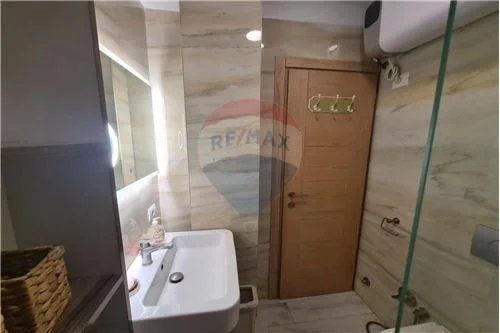 JEPET APARTAMENT ME QIRA 1+1 te Kodra e Diellit