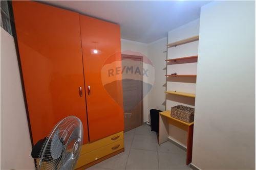 JEPET APARTAMENT ME QIRA 1+1 te Kodra e Diellit