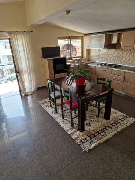 Apartament 2+1 me qera - Siri Kodra