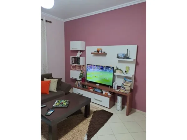 Jepet apartament 2+1 per qira ne zonen e Freskut