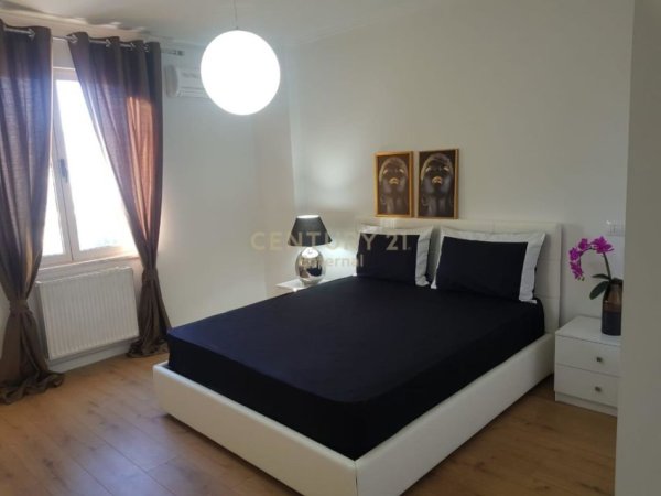 Apartamenmt 2+1 per Qira tek Rr.Kosovareve