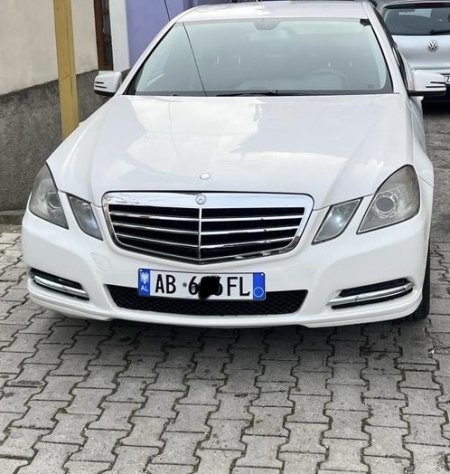 Elbasan, shes makine Mercedes E-CLASS 2.2 cdi AUTOMAT 2010,   8500 Euro