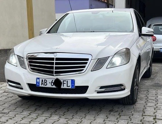 Elbasan, shes makine Mercedes E-CLASS 2.2 cdi AUTOMAT 2010,   8500 Euro
