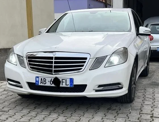 Elbasan, shes makine Mercedes E-CLASS 2.2 cdi AUTOMAT 2010,   8500 Euro