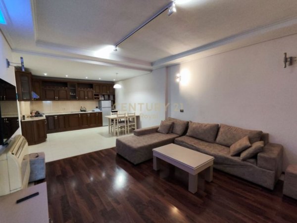 APARTAMENT 2+1 ME QIRA PRANE LIQENIT TE TIRANES