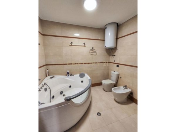 APARTAMENT 2+1 ME QIRA PRANE LIQENIT TE TIRANES