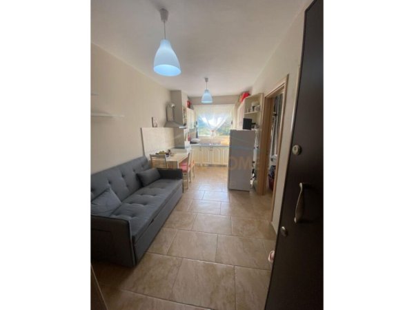 Qira, Apartament 1+1 ,Liqeni i Thatë, Tiranë.
390 €