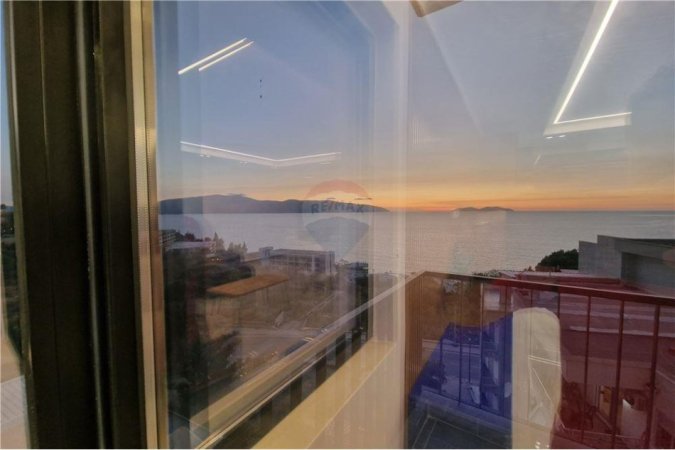 Apartament 2+1 me pamje nga deti ne shitje,Vlore