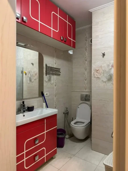 Jepet Me Qera Apartament 2+1+Post Parkimi Tek Kompleksi Panorama (ID B220722) Tirane