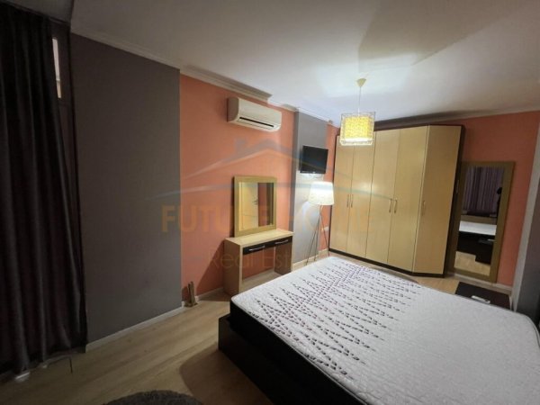 Qera, Apartament 2+1, Unaza e Re.
450 €