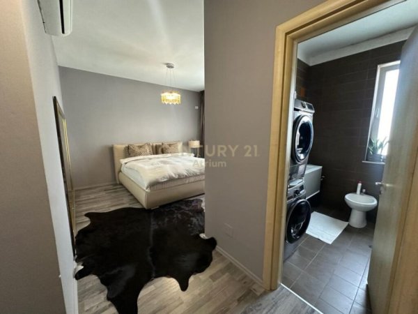 SHESIM APARTAMENT 2+1+2 +POST PARKIMI TEK LIQENI I TIRANES !