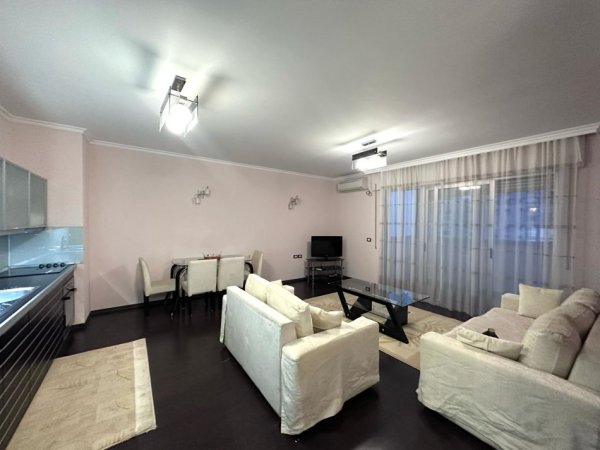 Apartament 1+1 me qira ne zonen e Stadiumit Dinamo ne Tirane