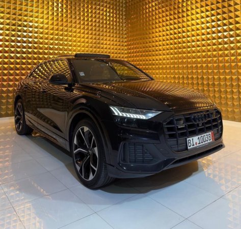Audi Q8 ,Shitet ose nderrohet me apartament ne tirane , Cmimi:65.000 euro