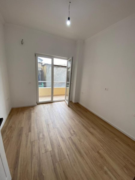 🔱APARTAMENT 2+1 NE SHITJE NE XHAMLLIK